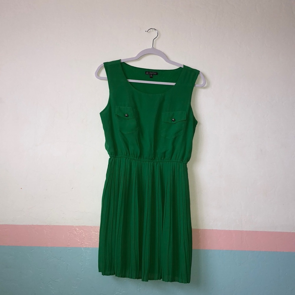 Green dress 💚